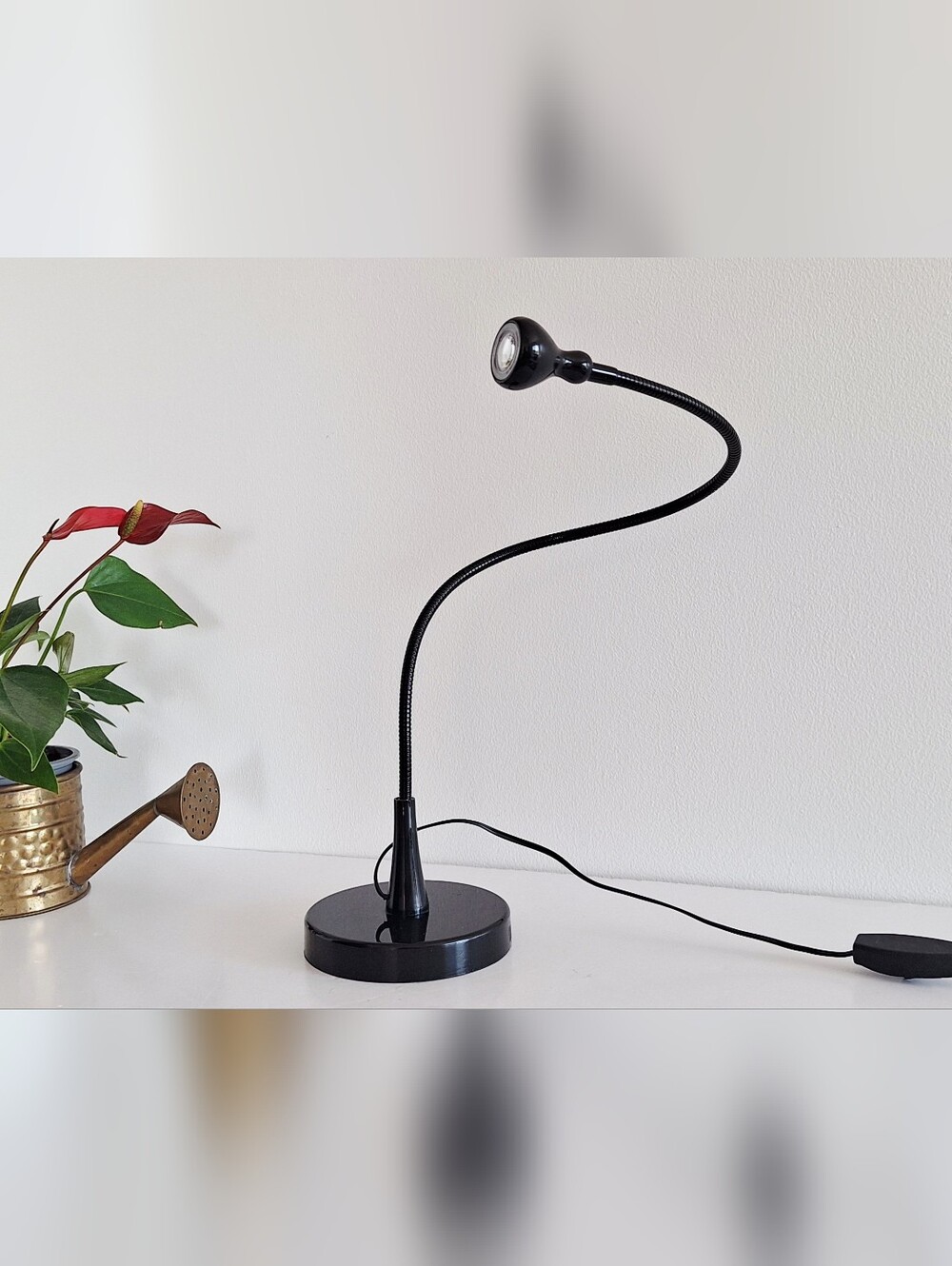 Flexible black metal lamp IKEA